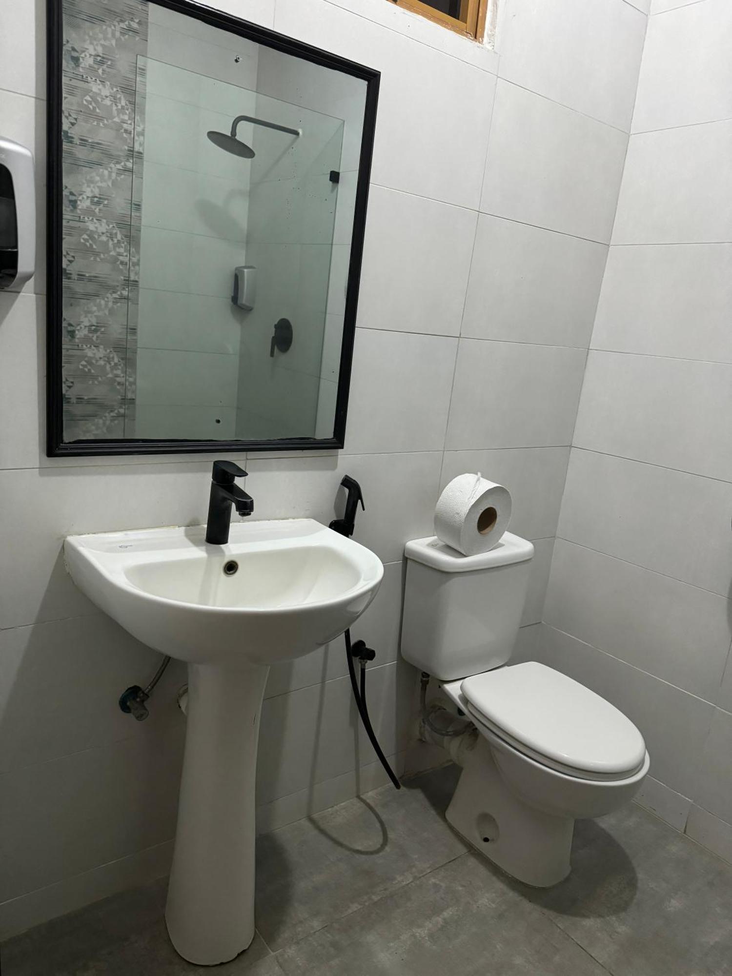 Ivory Residences Mombassa Buitenkant foto
