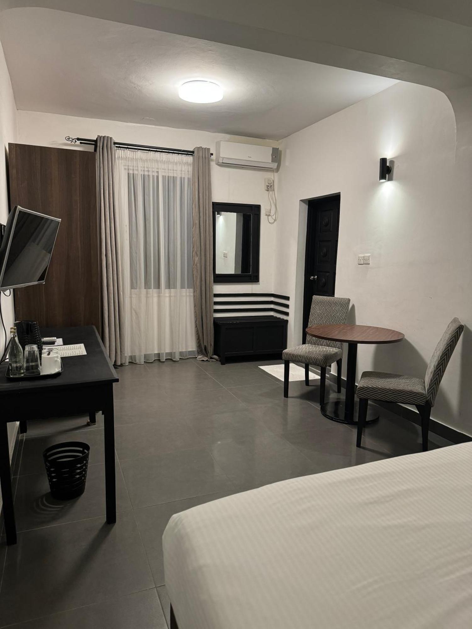 Ivory Residences Mombassa Buitenkant foto