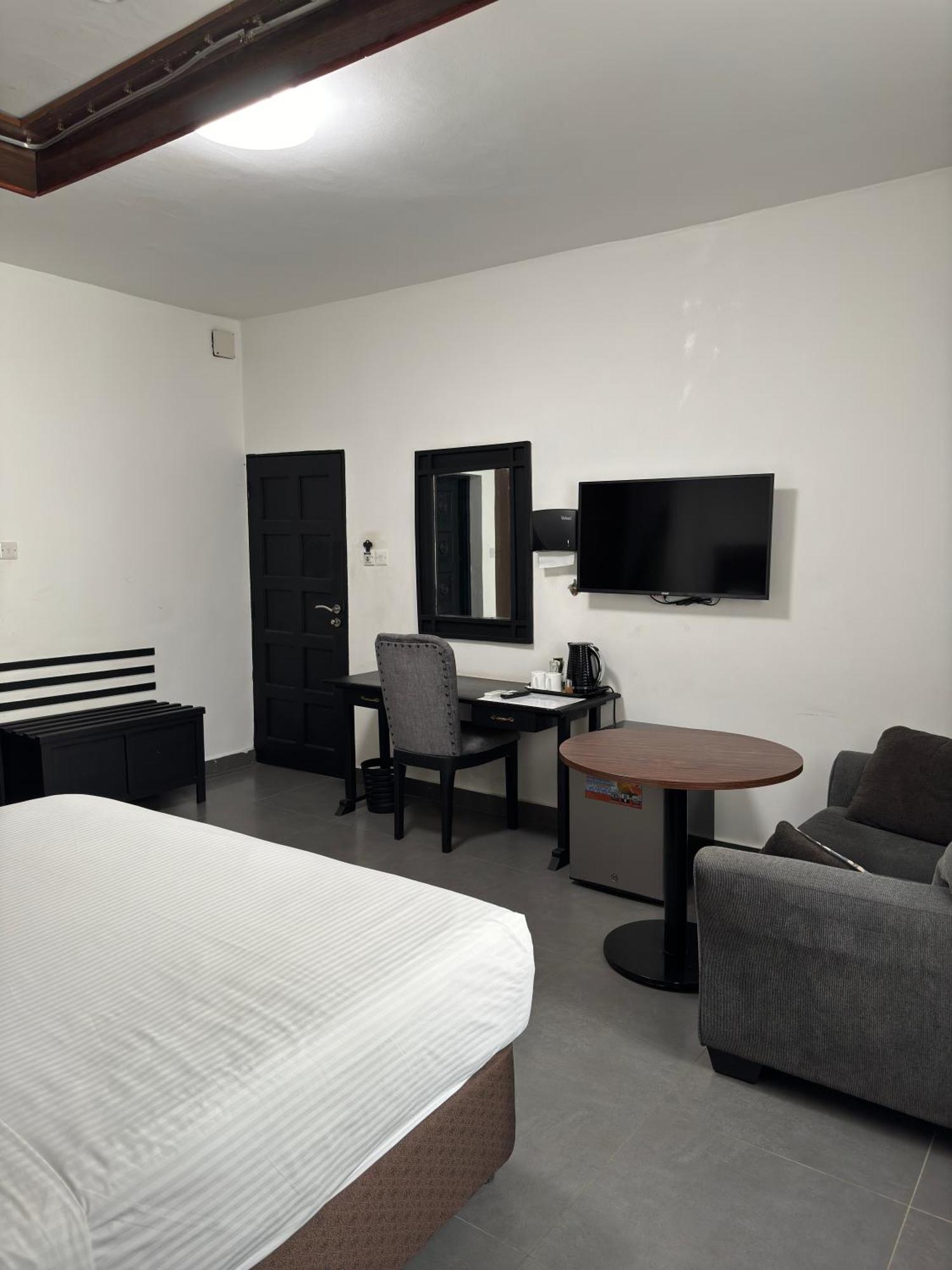 Ivory Residences Mombassa Buitenkant foto